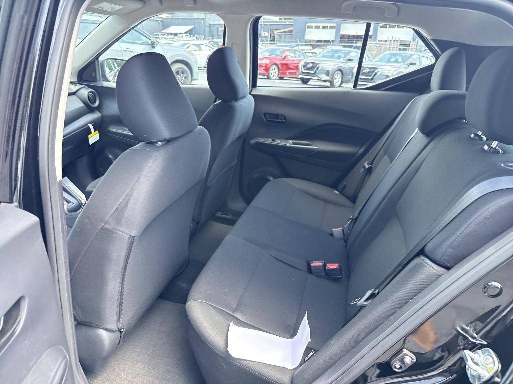 new 2025 Nissan Kicks Play car, priced at $22,858