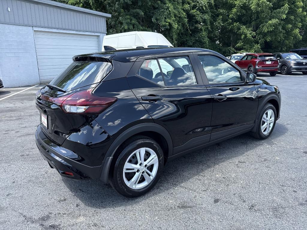 new 2025 Nissan Kicks Play car, priced at $22,858