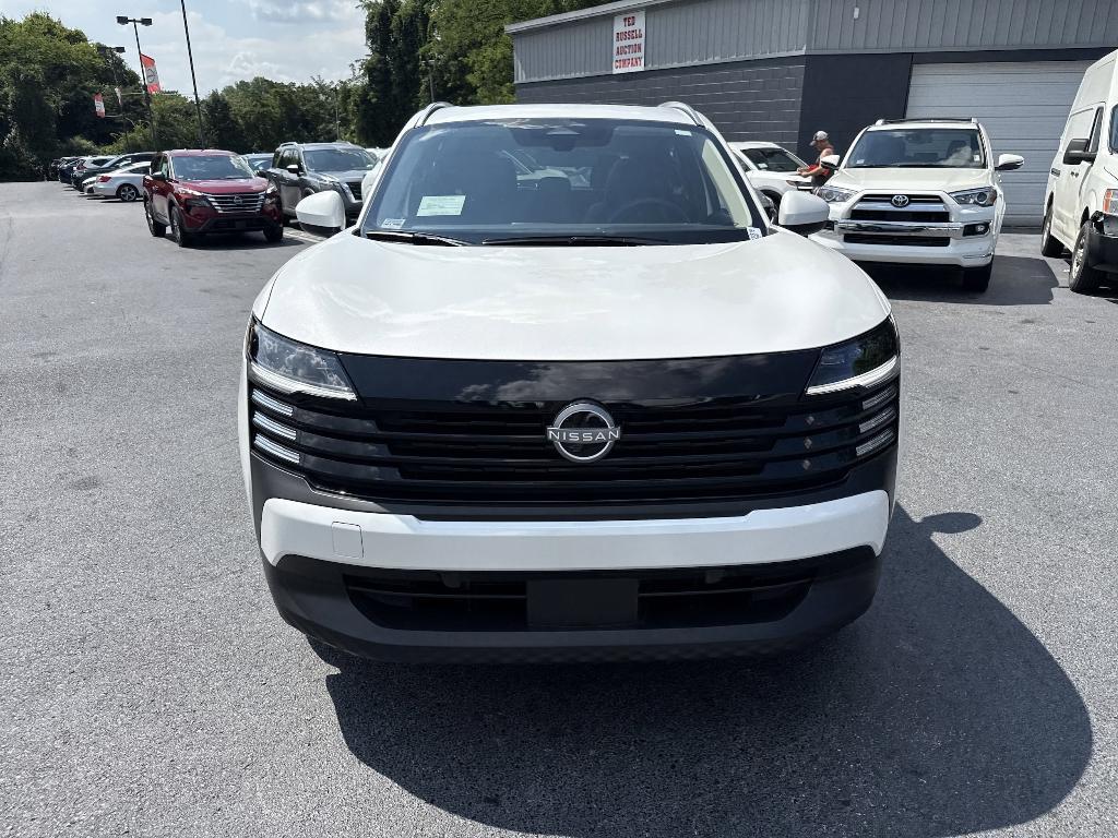 new 2025 Nissan Kicks car, priced at $27,257