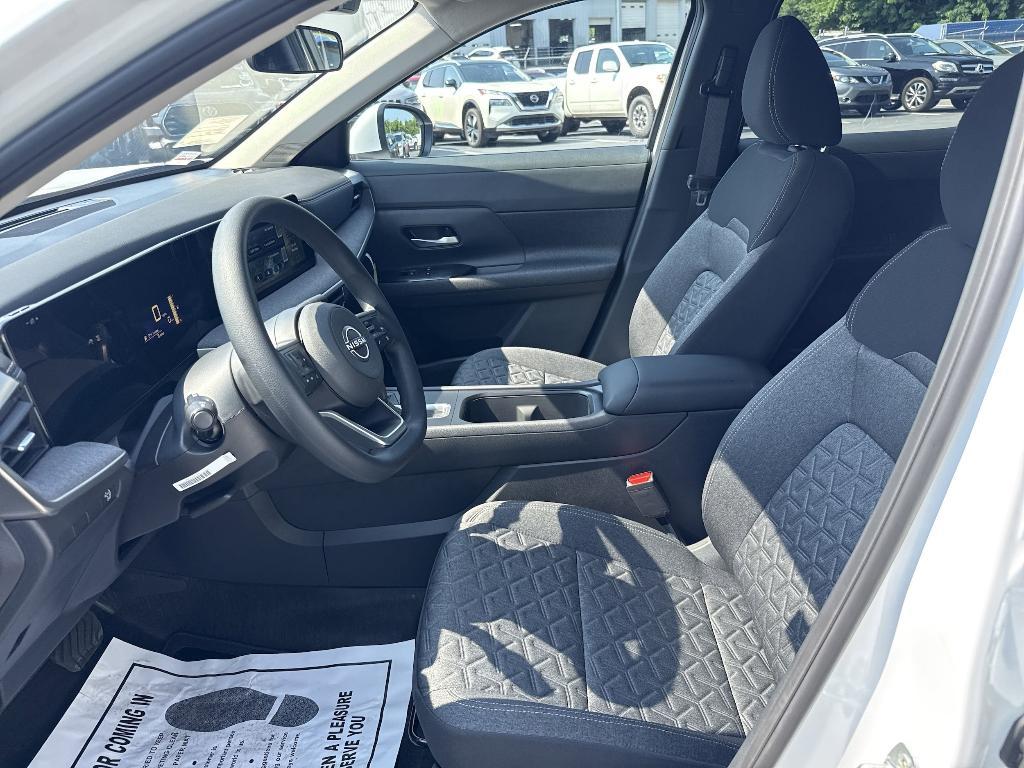 new 2025 Nissan Kicks car, priced at $25,055