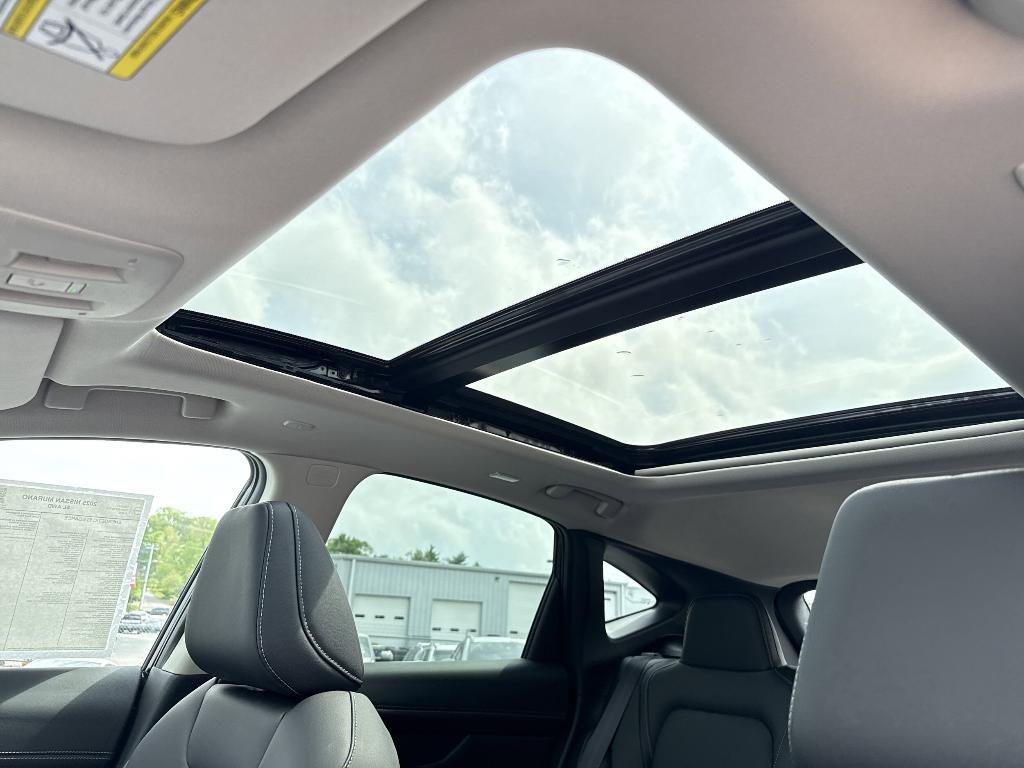 new 2025 Nissan Murano car, priced at $46,122
