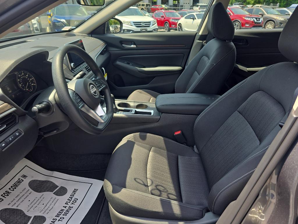 new 2025 Nissan Altima car, priced at $27,511