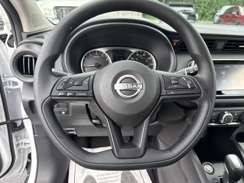 new 2025 Nissan Kicks Play car, priced at $22,935
