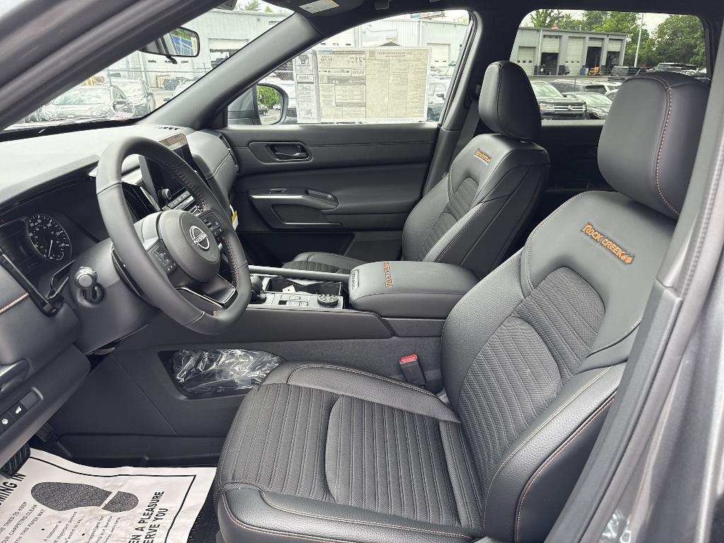 new 2025 Nissan Pathfinder car, priced at $43,883