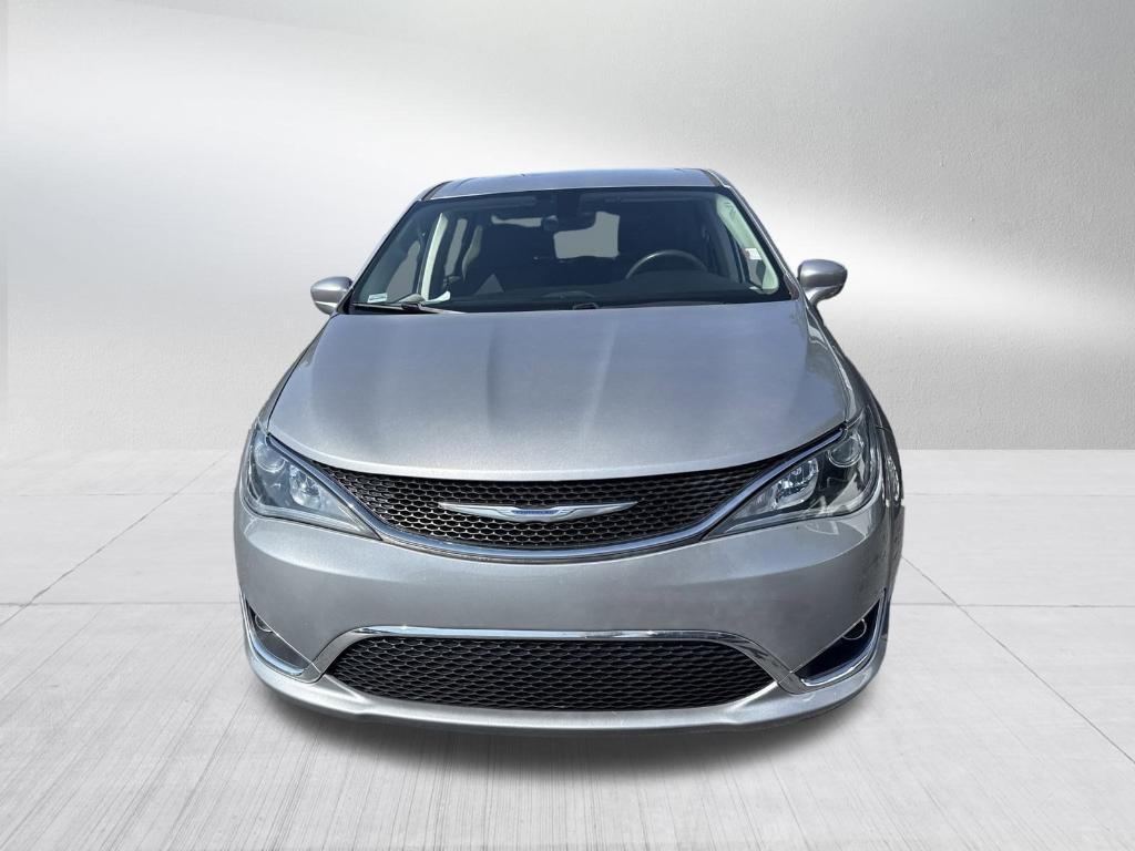 used 2018 Chrysler Pacifica car, priced at $16,988