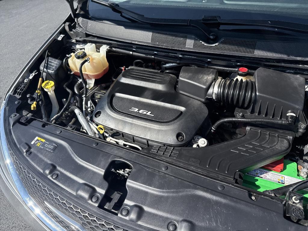 used 2018 Chrysler Pacifica car, priced at $16,988
