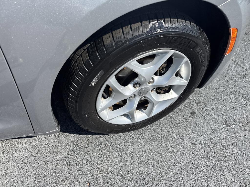 used 2018 Chrysler Pacifica car, priced at $16,988