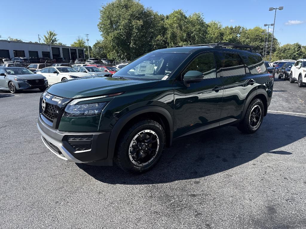 new 2025 Nissan Pathfinder car, priced at $37,358