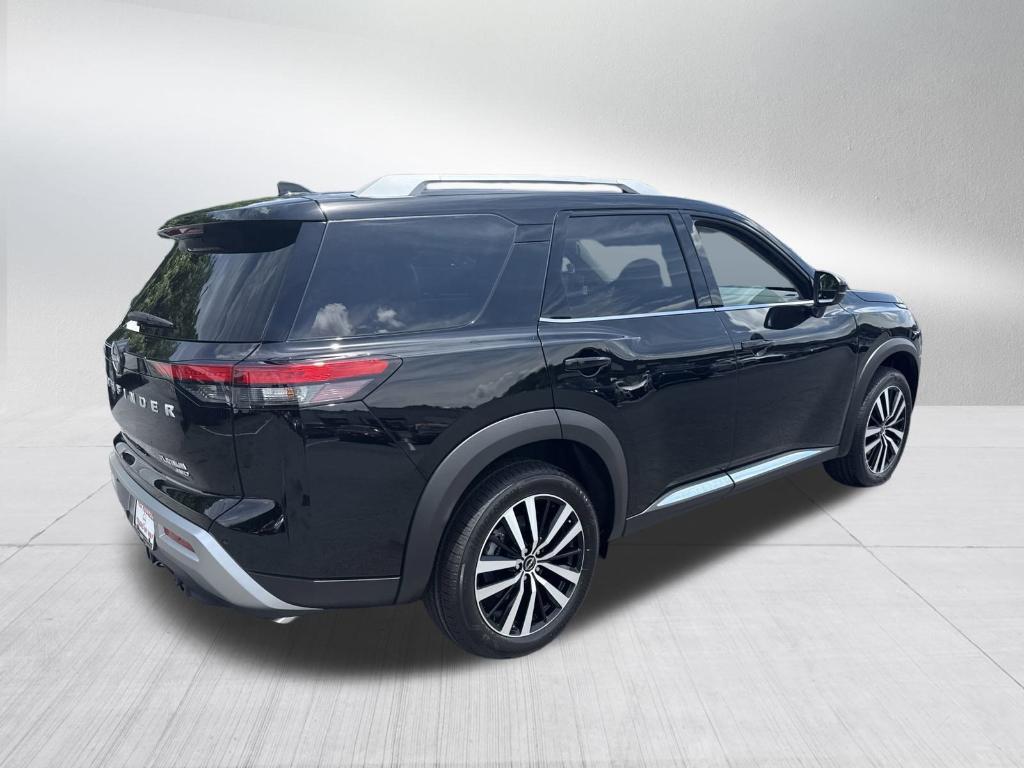 new 2025 Nissan Pathfinder car, priced at $48,920