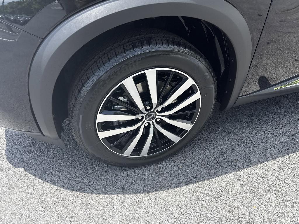 new 2025 Nissan Pathfinder car, priced at $48,920