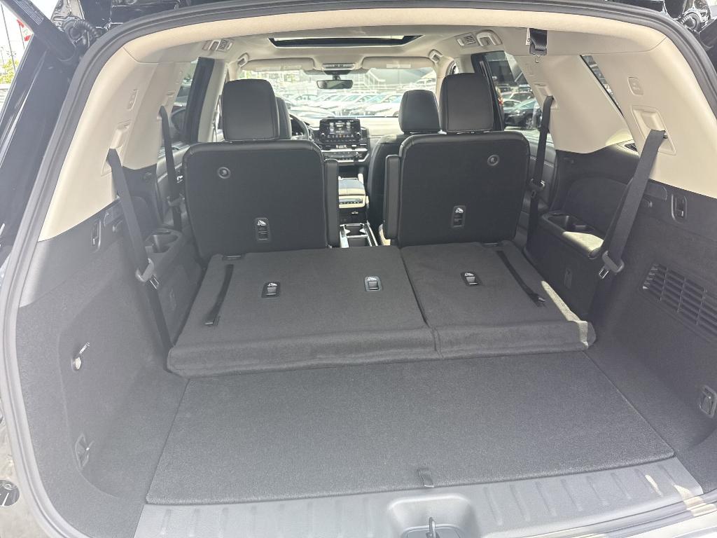new 2025 Nissan Pathfinder car, priced at $48,920
