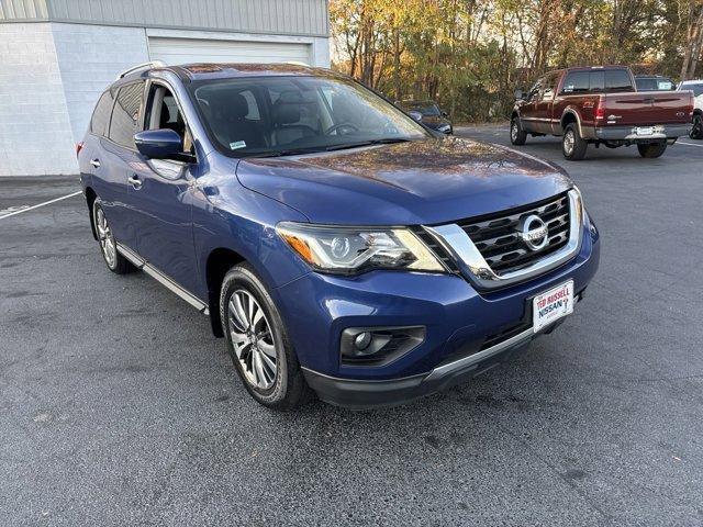 used 2019 Nissan Pathfinder car, priced at $28,988