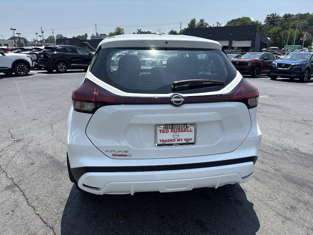 new 2025 Nissan Kicks Play car, priced at $22,858