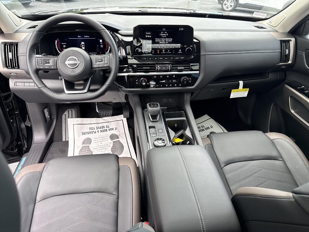 new 2025 Nissan Pathfinder car, priced at $51,253
