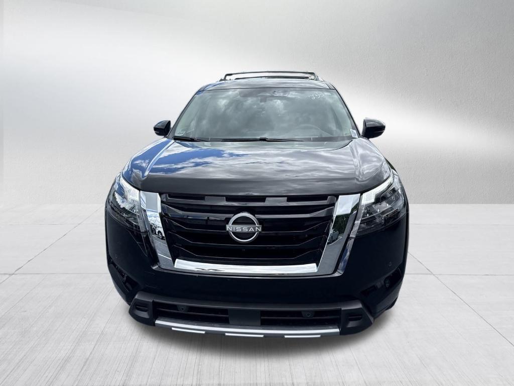 new 2025 Nissan Pathfinder car, priced at $51,253