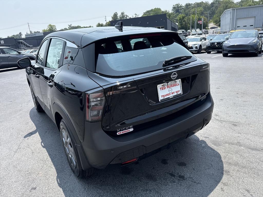 new 2025 Nissan Kicks car, priced at $24,248