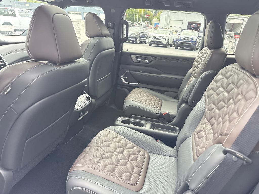 new 2025 Nissan Armada car, priced at $70,303