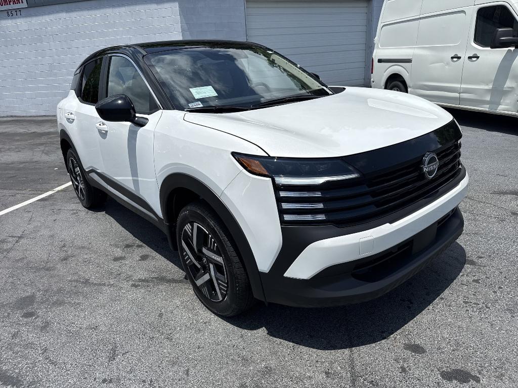 new 2025 Nissan Kicks car, priced at $25,365
