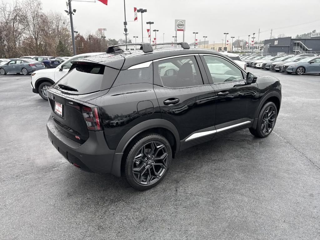 new 2025 Nissan Kicks car, priced at $29,450