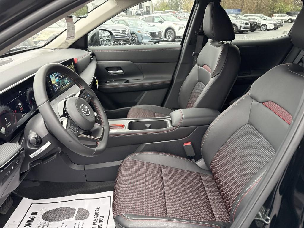 new 2025 Nissan Kicks car, priced at $29,950