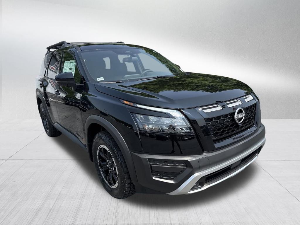 new 2025 Nissan Pathfinder car, priced at $43,261