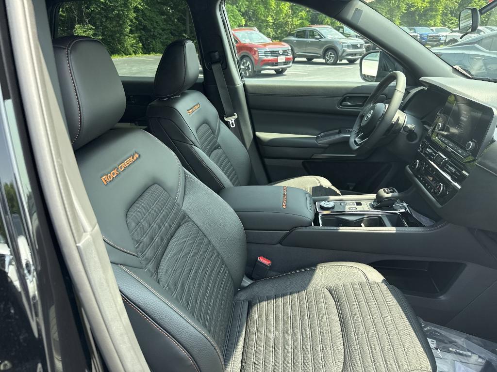 new 2025 Nissan Pathfinder car, priced at $43,261