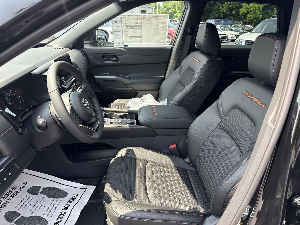 new 2025 Nissan Pathfinder car, priced at $43,261