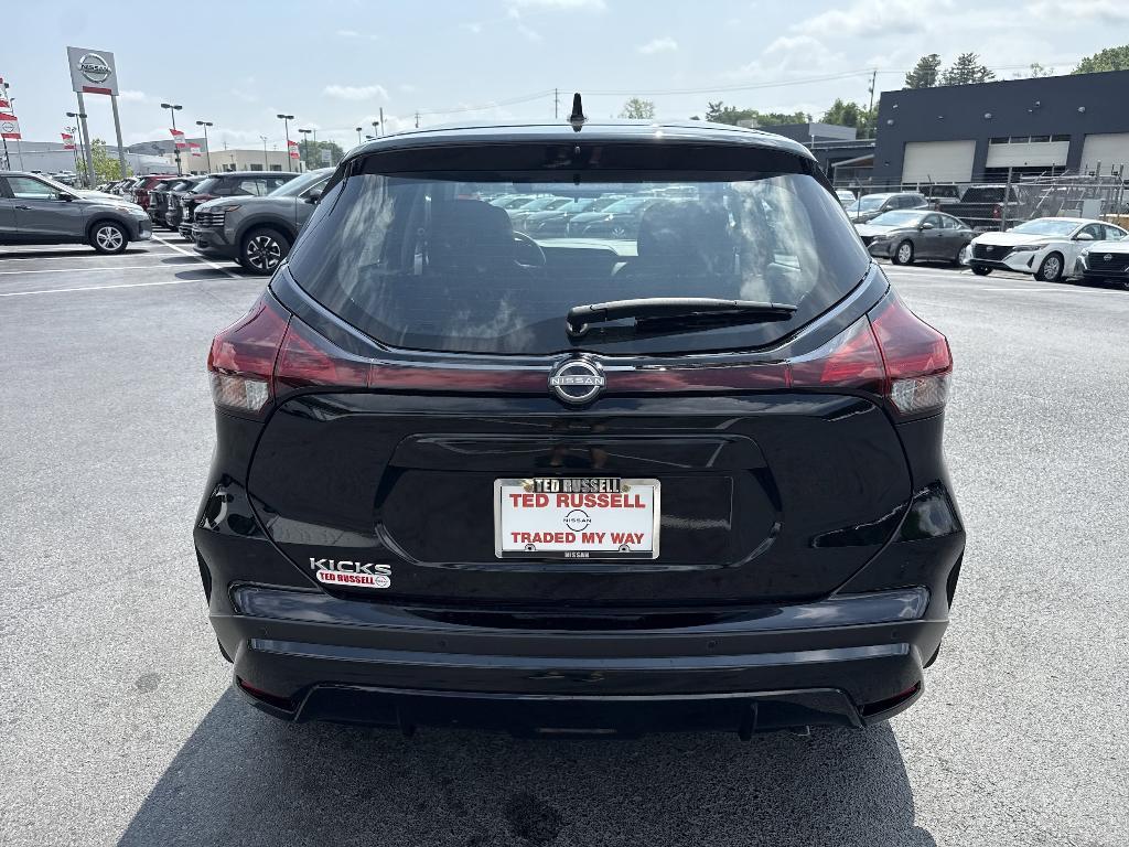 new 2025 Nissan Kicks Play car, priced at $22,858