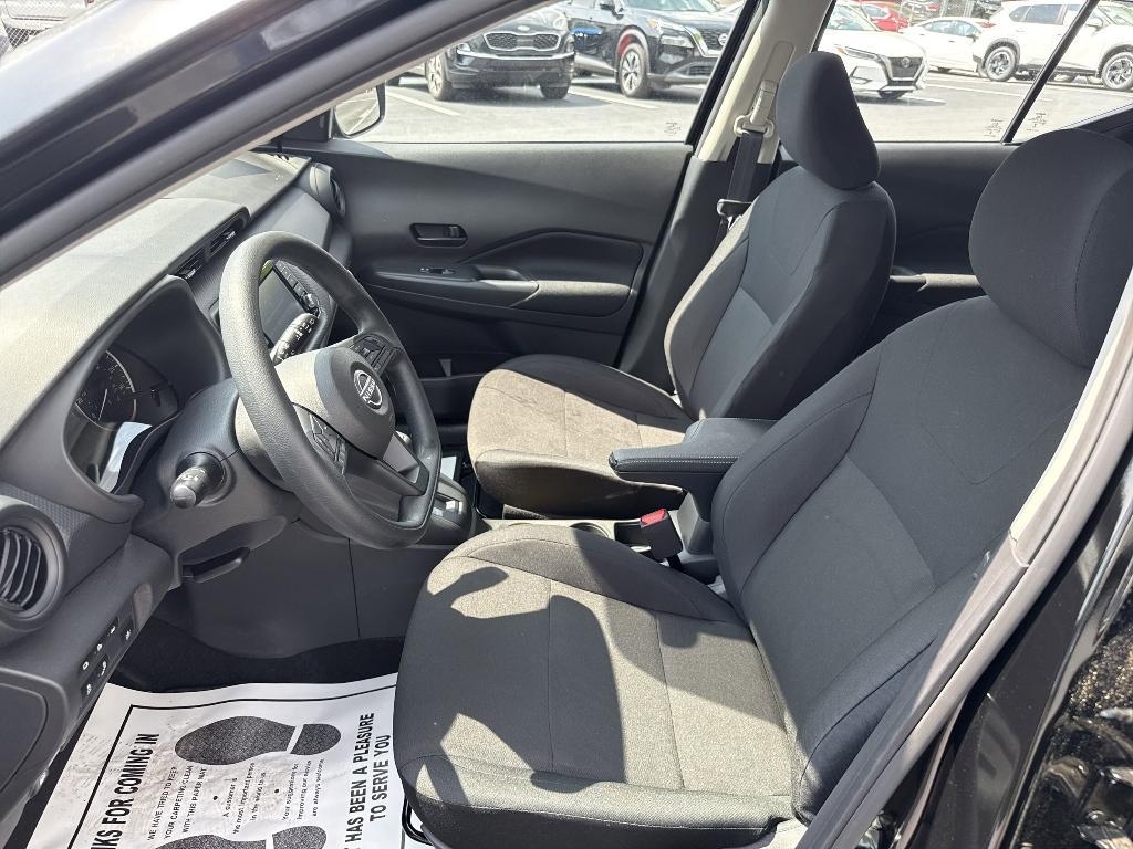 new 2025 Nissan Kicks Play car, priced at $22,858