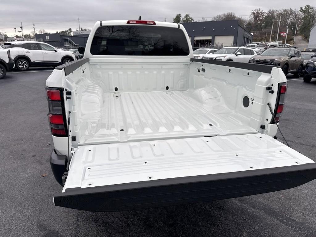 new 2025 Nissan Frontier car, priced at $30,981