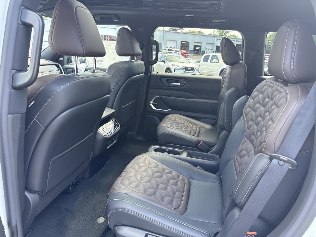 new 2025 Nissan Armada car, priced at $76,177
