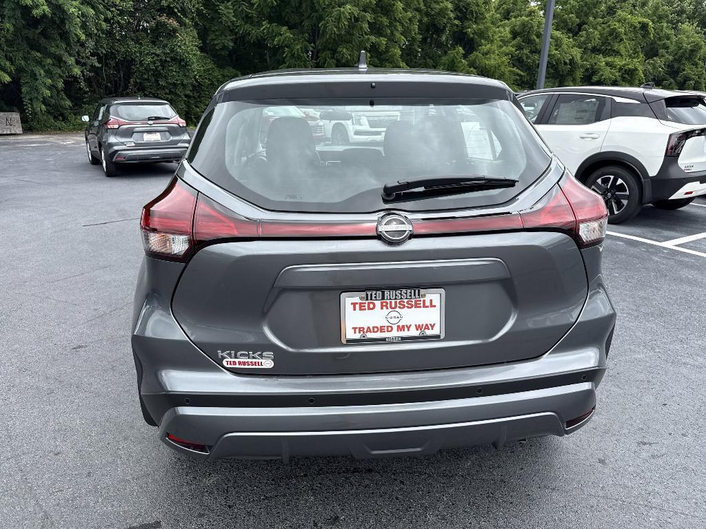 new 2025 Nissan Kicks Play car, priced at $22,935