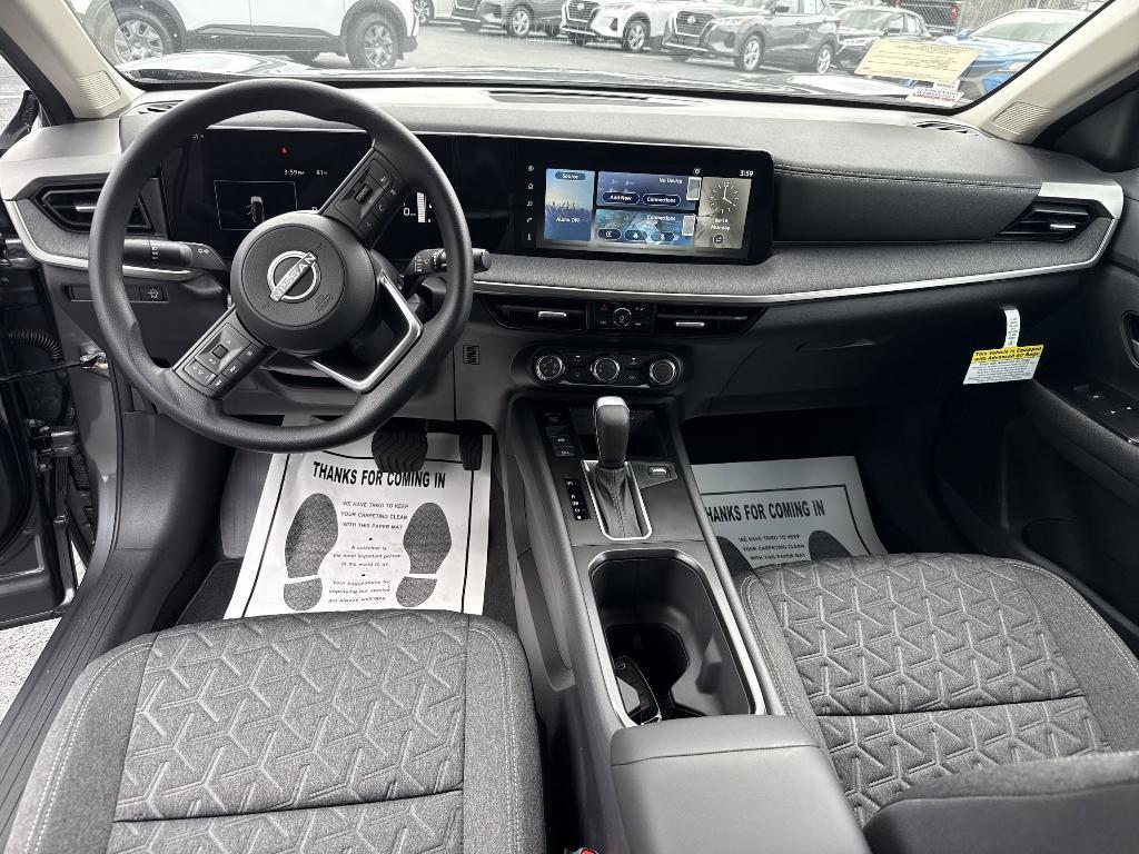 new 2025 Nissan Kicks car, priced at $24,657
