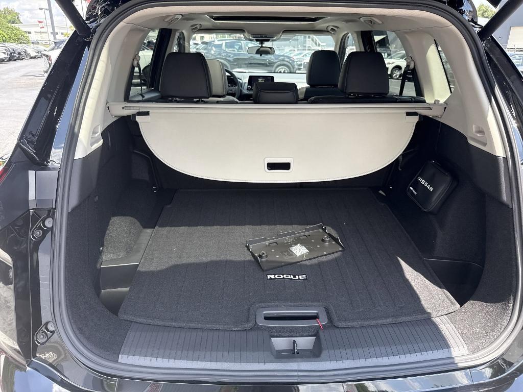 new 2025 Nissan Rogue car, priced at $32,114