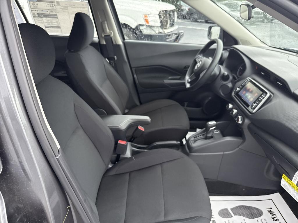 new 2025 Nissan Kicks Play car, priced at $22,858