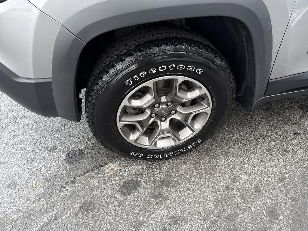 used 2020 Jeep Cherokee car, priced at $23,988