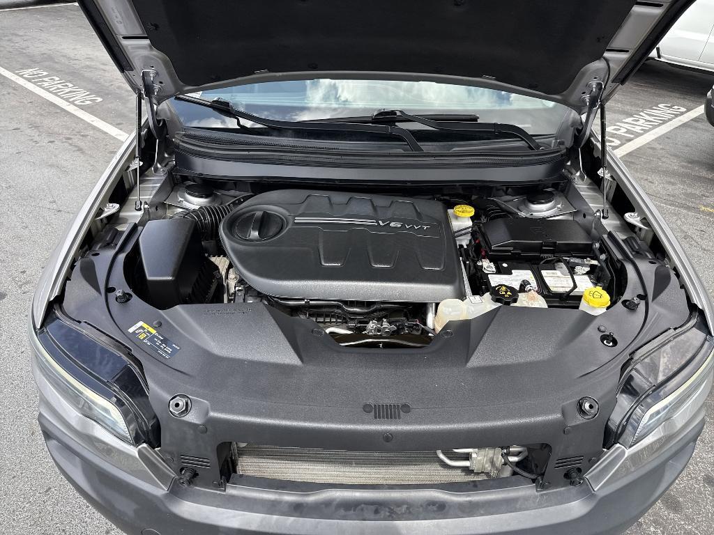 used 2020 Jeep Cherokee car, priced at $23,988