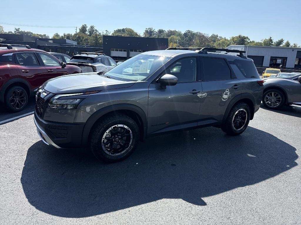 new 2025 Nissan Pathfinder car