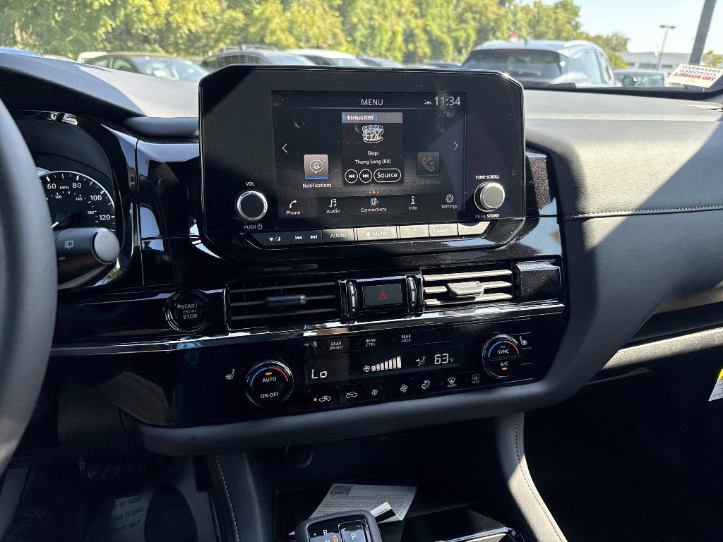 new 2025 Nissan Pathfinder car