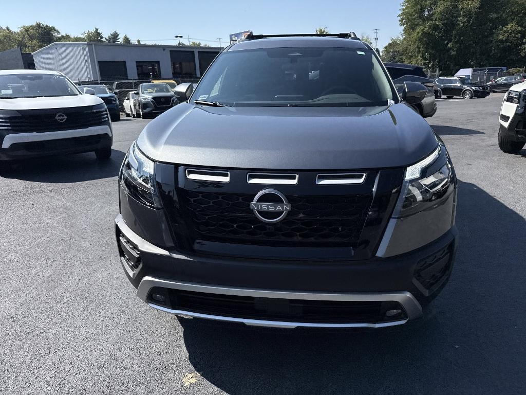new 2025 Nissan Pathfinder car