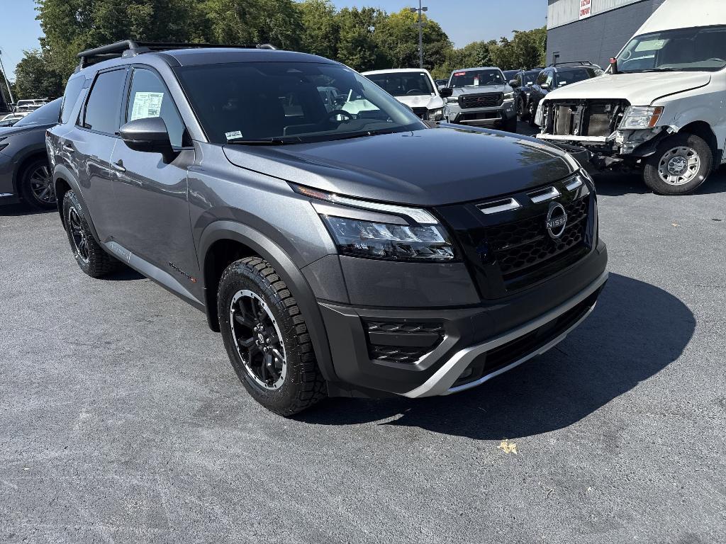 new 2025 Nissan Pathfinder car