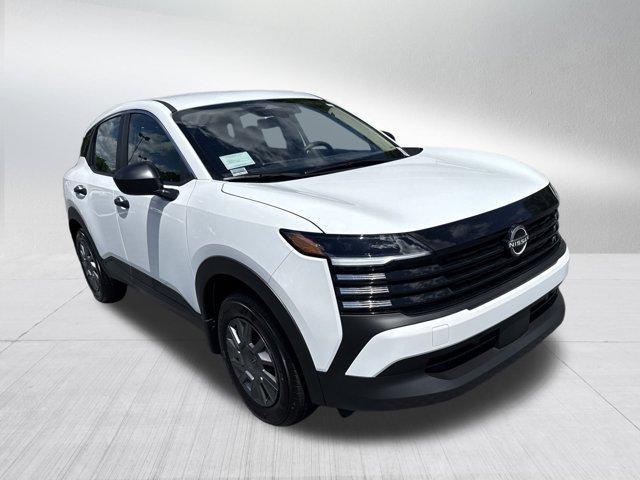 new 2025 Nissan Kicks car, priced at $24,421