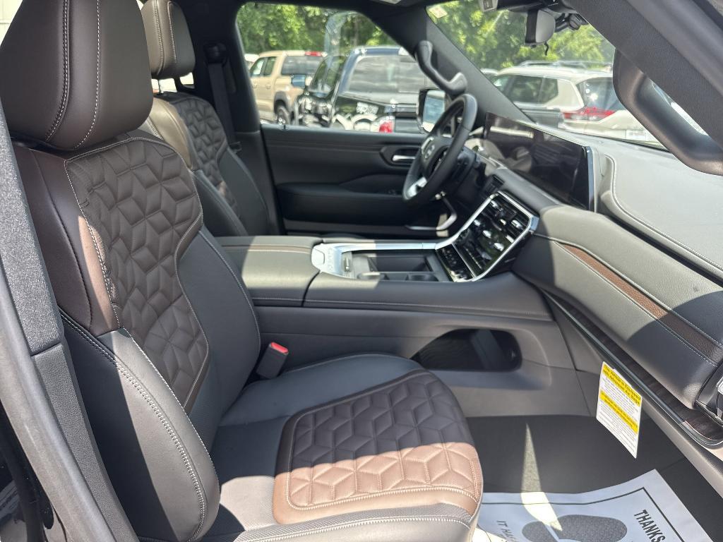 new 2025 Nissan Armada car, priced at $81,058