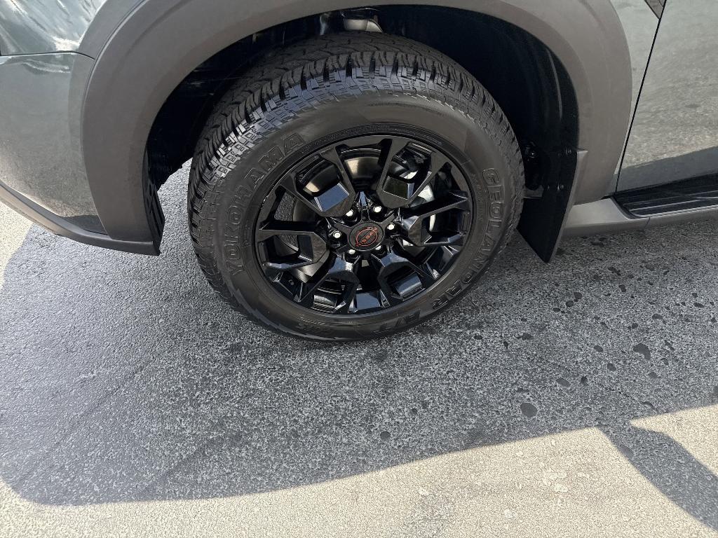 new 2025 Nissan Armada car, priced at $76,012