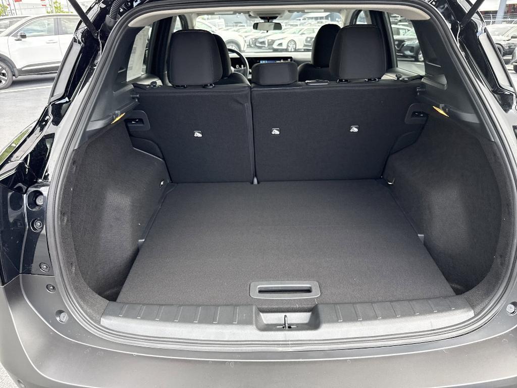 new 2025 Nissan Kicks car, priced at $24,657