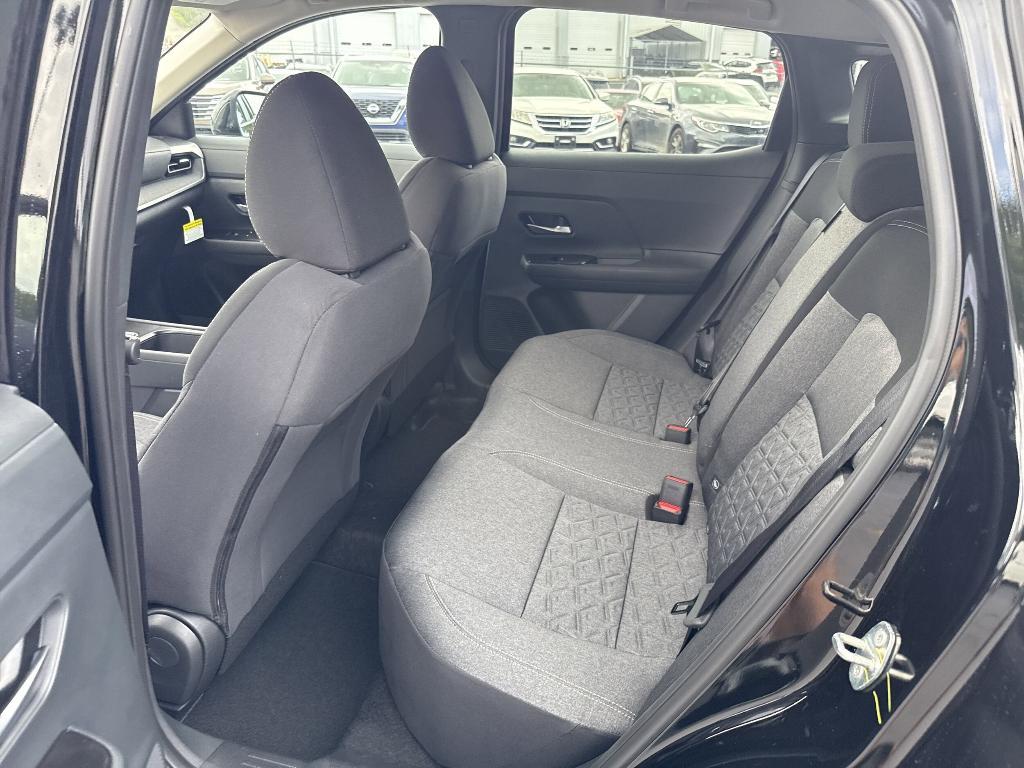 new 2025 Nissan Kicks car, priced at $24,657