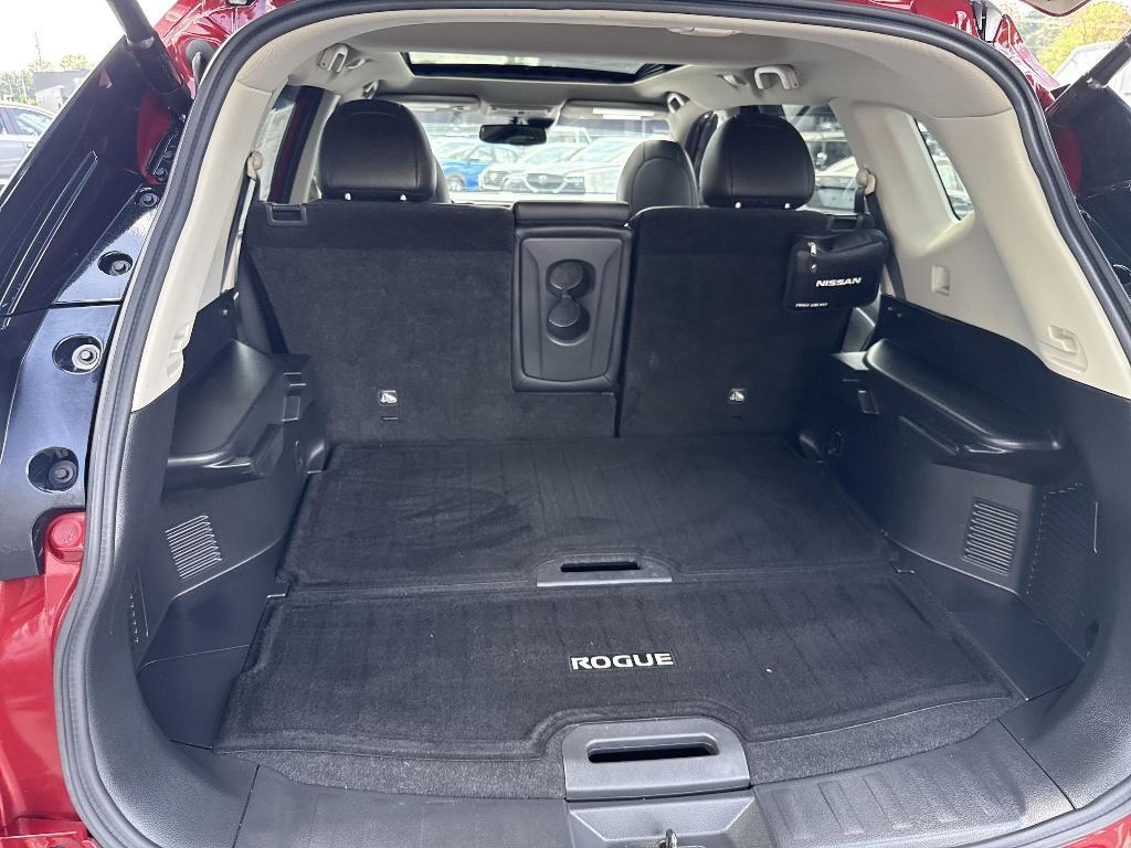 used 2020 Nissan Rogue car, priced at $17,988