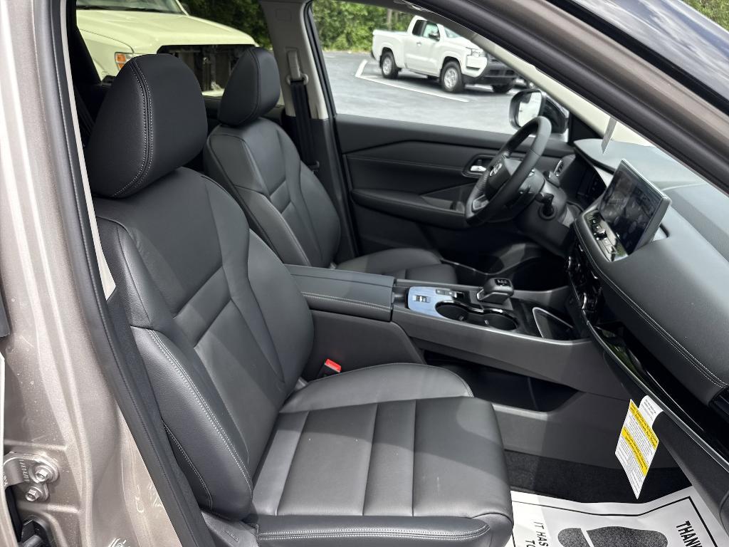 new 2025 Nissan Rogue car, priced at $40,695