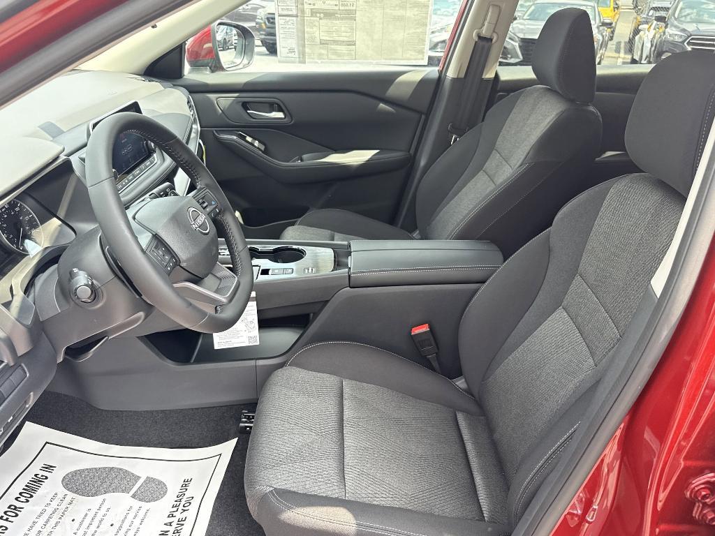 new 2025 Nissan Rogue car, priced at $30,652