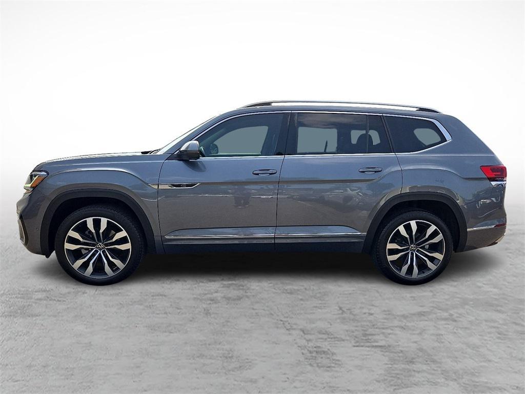 used 2022 Volkswagen Atlas car, priced at $28,606